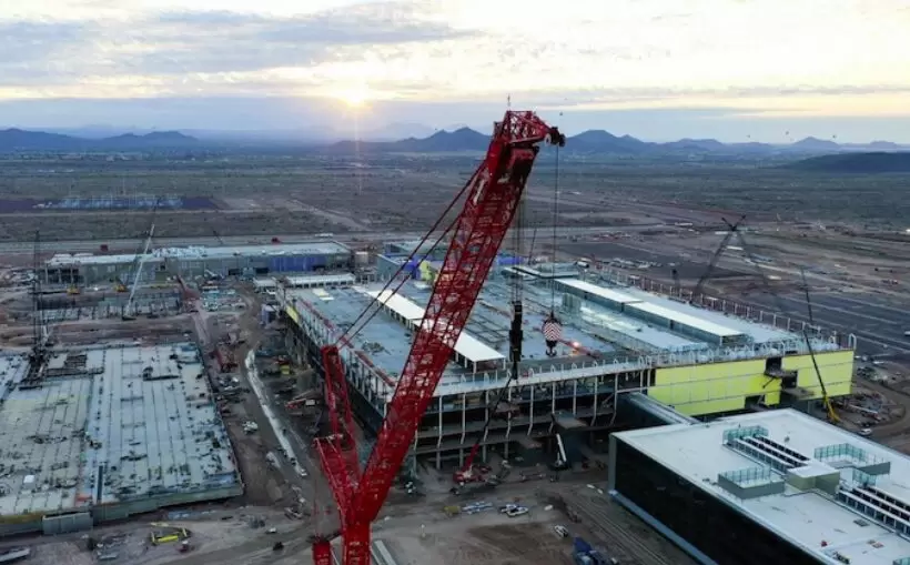 Mack to bid on huge AZ state land parcel near TSCS plant in Phoenix