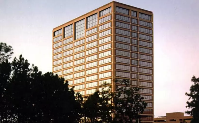 19-story Dallas office 3 Westlake to become apartments