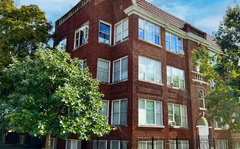 4855 N. Sawyer_Chicago_Essex