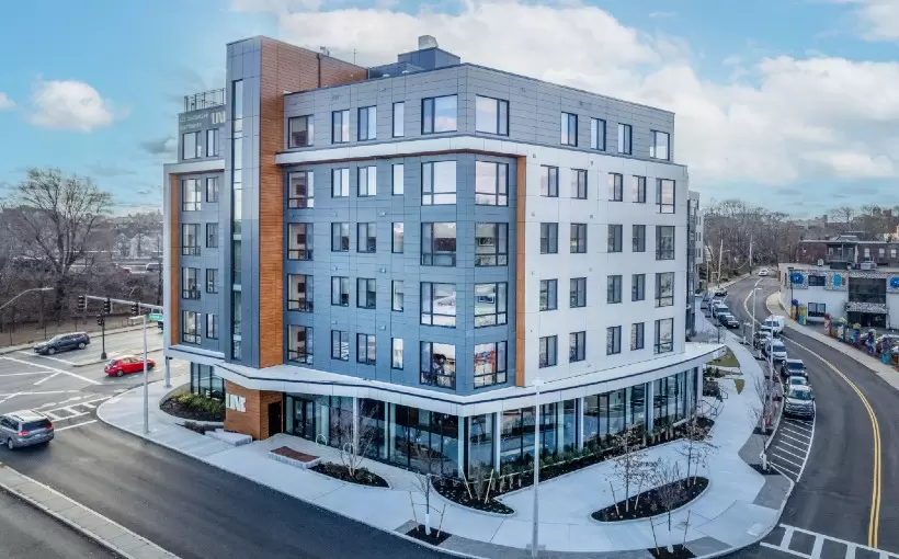525_Linc_Exterior_Back_Photocredit_ to_ Flaunt_Boston (1)