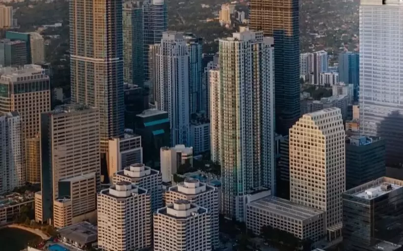 MercedesJDS combining on Brickell high-rise
