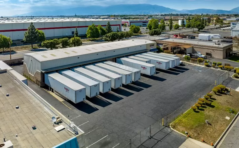 CA 446 Yucca industrial outdoor storage Rialto