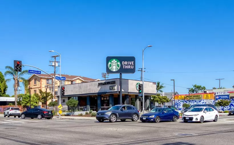 CA Starbucks 1789 West Jefferson Blvd Los Angeles