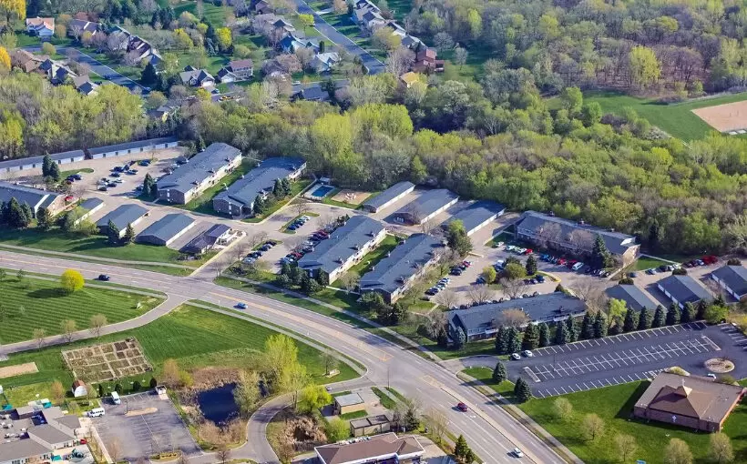 CBRE_LexingtonHills_EagenMN