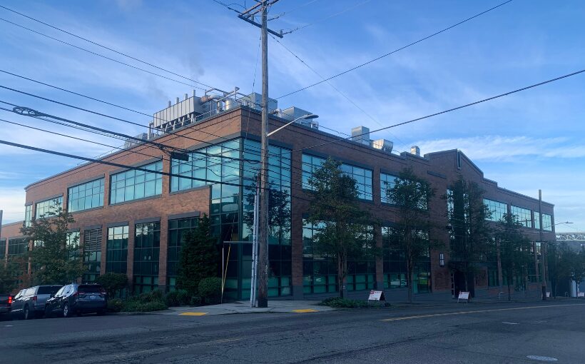 Gantry_LakeUnion_Seattle