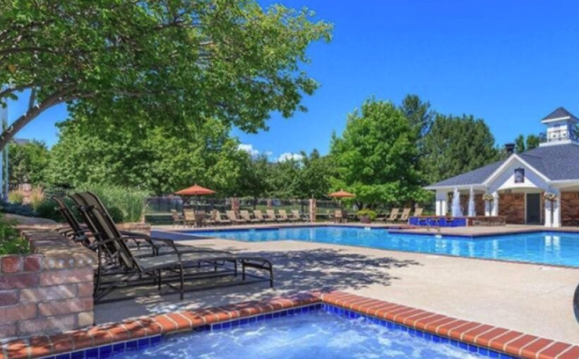 Brixton picks up Lakewoods The Windsor for $124M