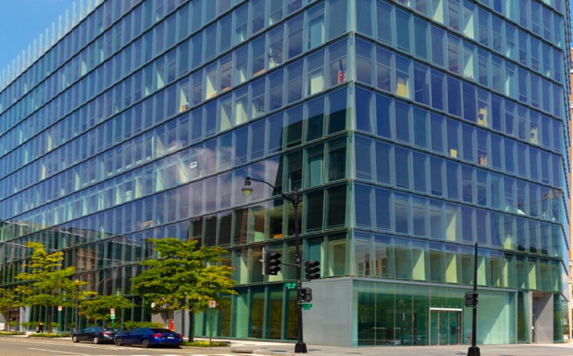 1099-new-york-ave-sm-2