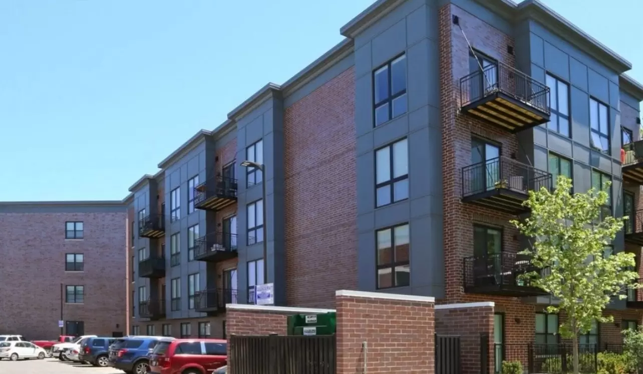 3941 N Keeler Ave_Peak Properties