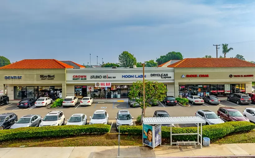 CA Newport and Walnut shopping center Tustin