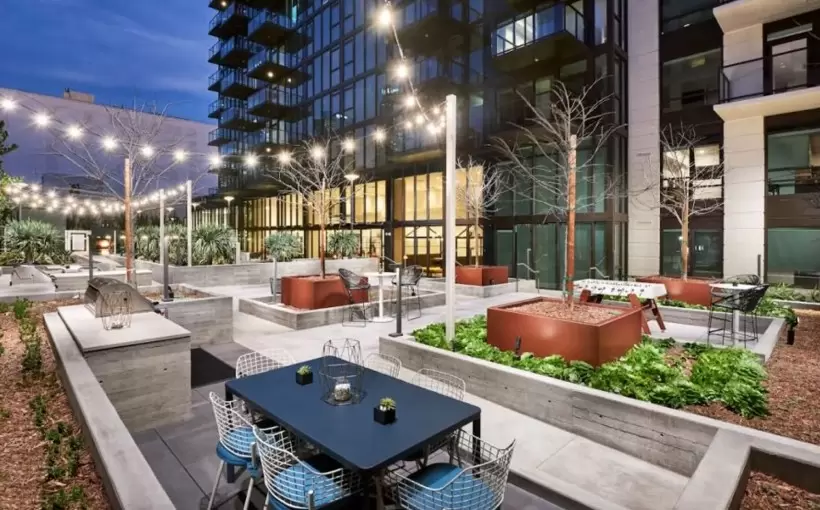 CA Sentral DTLA 755