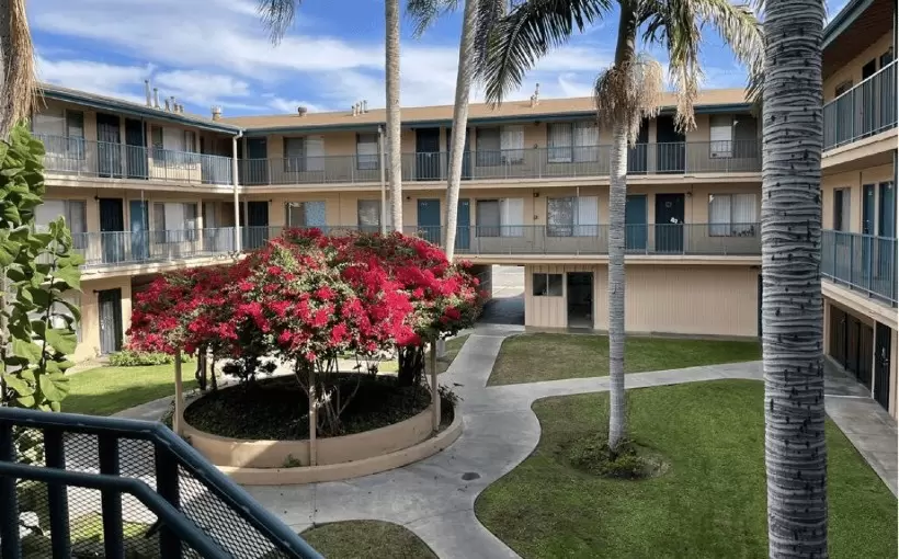 CA Tower Apartments Bellflower