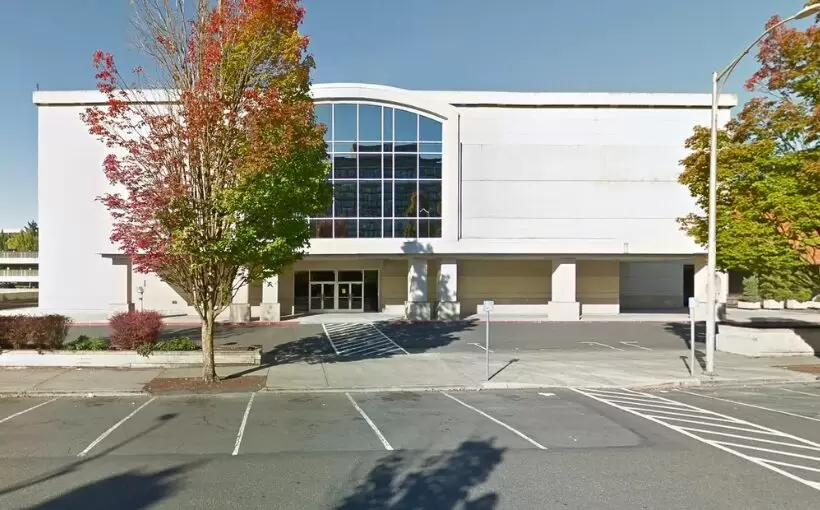 HIlco_Sears Llyod Center