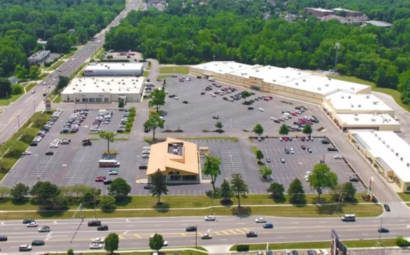 SRS Real Estate Partners _Airport Square Shopping Center_Toledo, OH