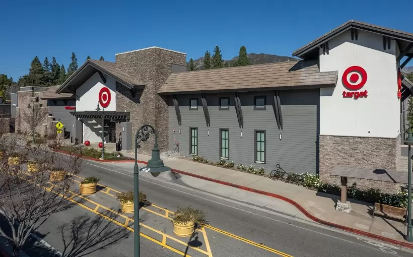 CA La Canada Flintridge Town Center