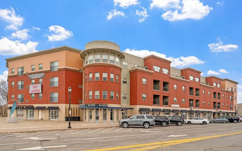 CBRE_ElkRiver_633 Main St NW