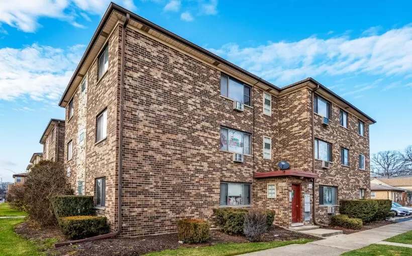 Interra Realty_Chicago_Grand Ave