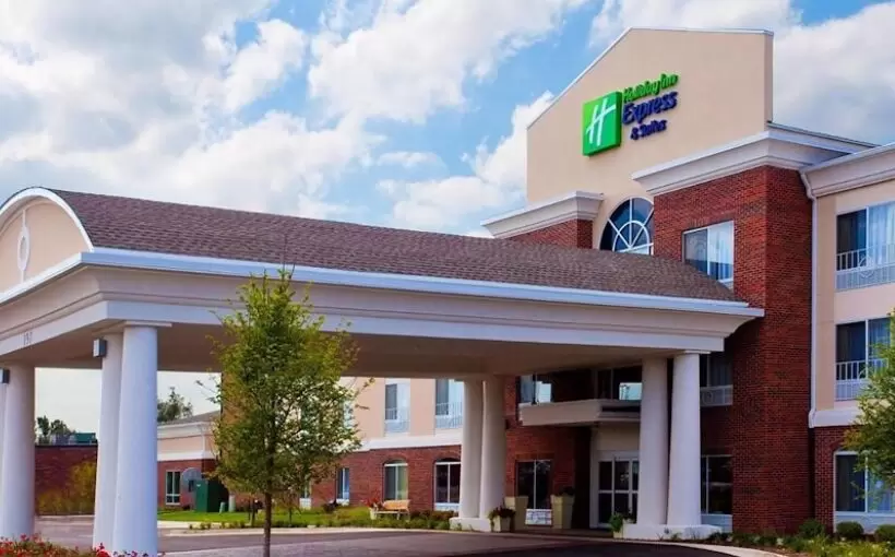 Marcus&MIllichap_Illinois_HolidayInn