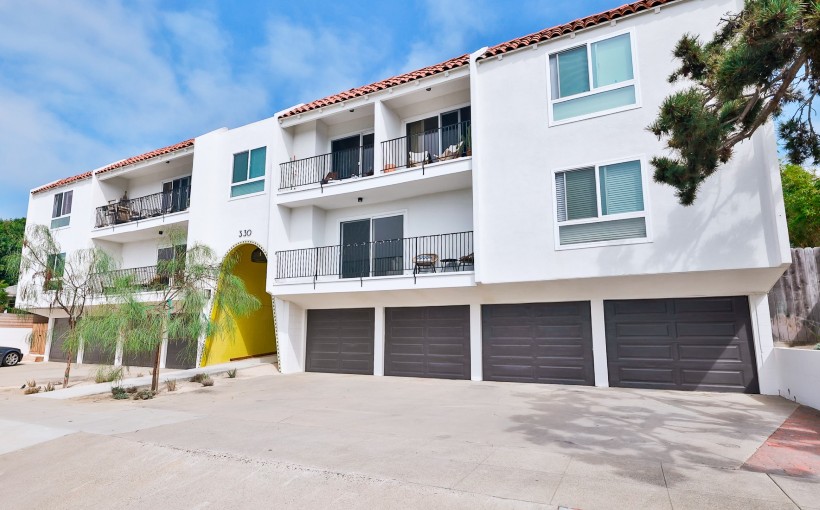CA 330 South Home Street Oceanside