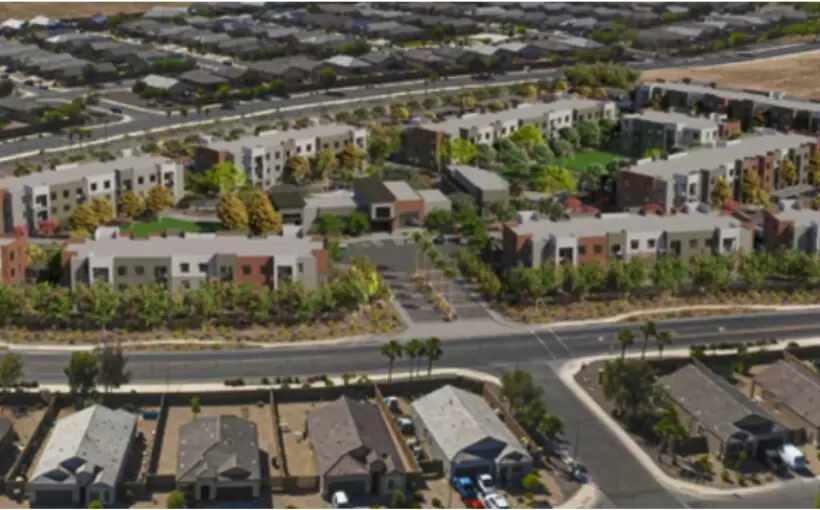 Lincoln Avenue building 300 BTR homes in Casa Grande