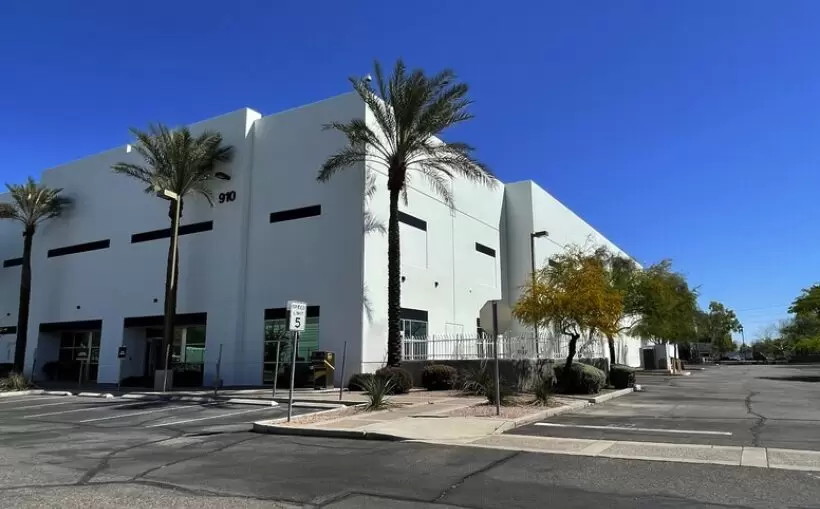 Fundrise gets $125M refi for two AZ, one NV and one TX warehouse assets