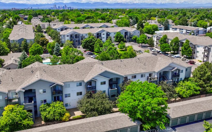 Lowry North apartments picked by $52M