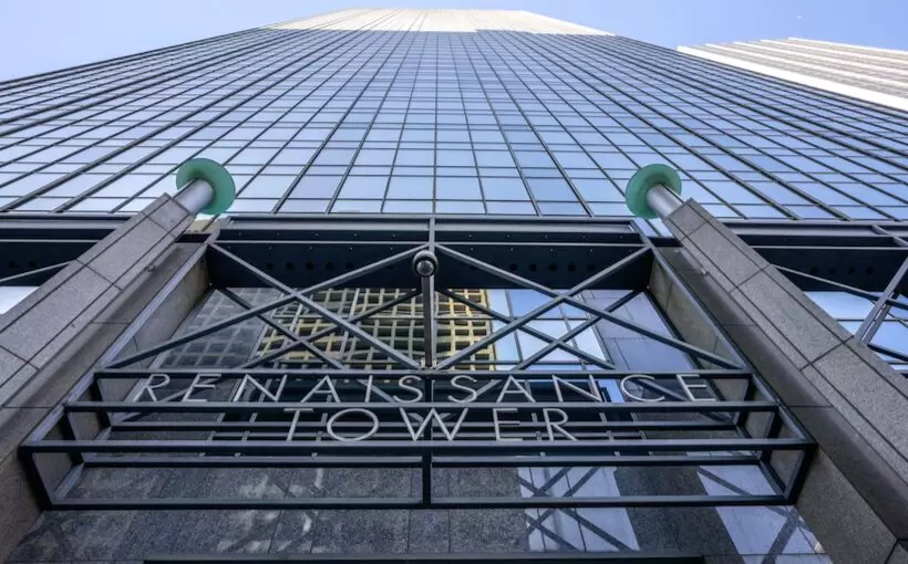 Dallas office converts to apartments