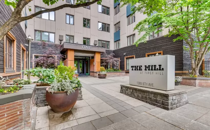 1000 8th Ave Seattle WA -SRM