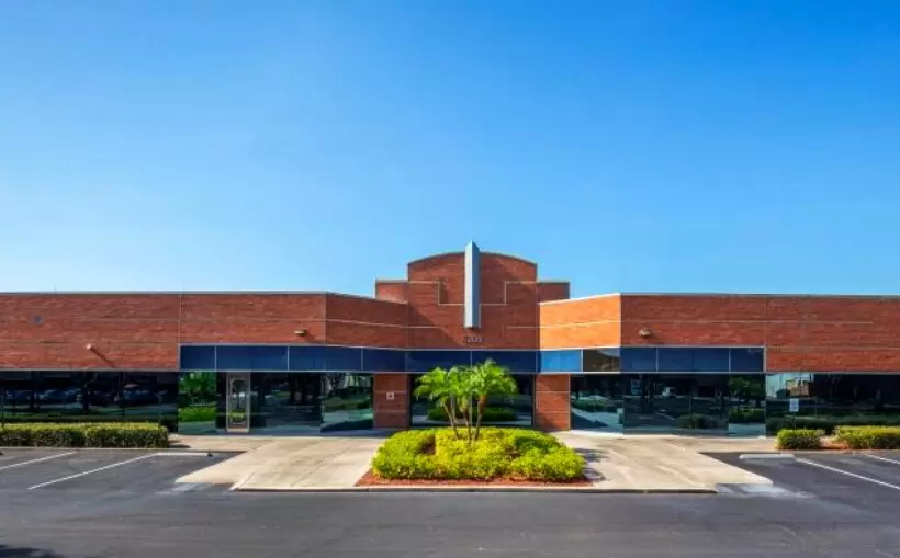 Lakefront IU & 2 in Orlando picked for $25M
