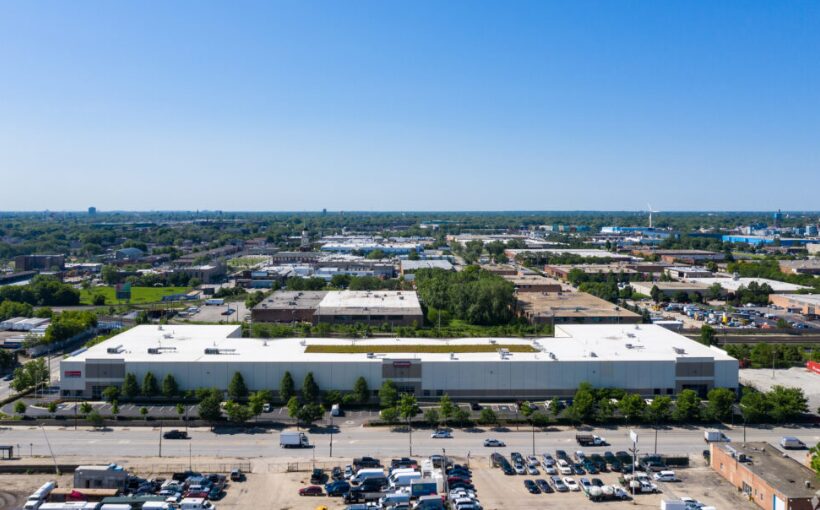 Chicago_Halsted Pershing Business Center