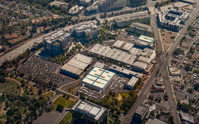 CA Burbank Studios aerial Gensler
