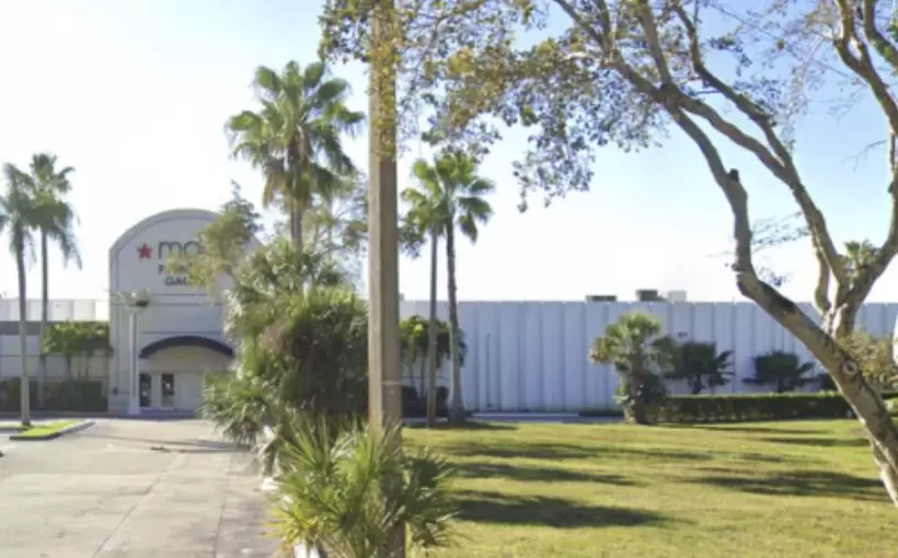 Univ of Miami buys Pinecrest Macy's showroom