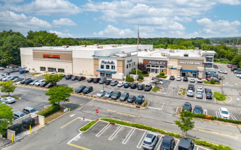 NY Paramus Plaza Paramus NJ