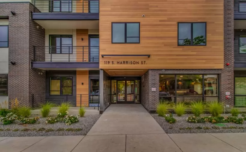 One19 Cherry Creek sells for $640K a unit
