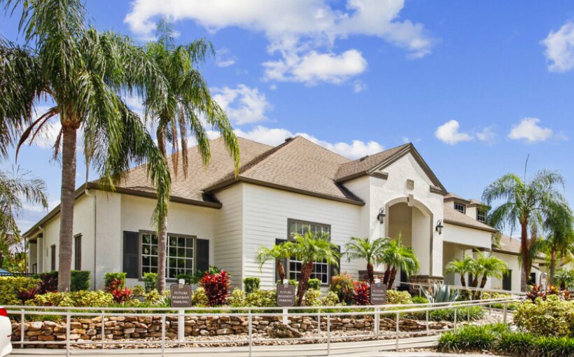 Starwood unloads Hunter's Creek apartment asset