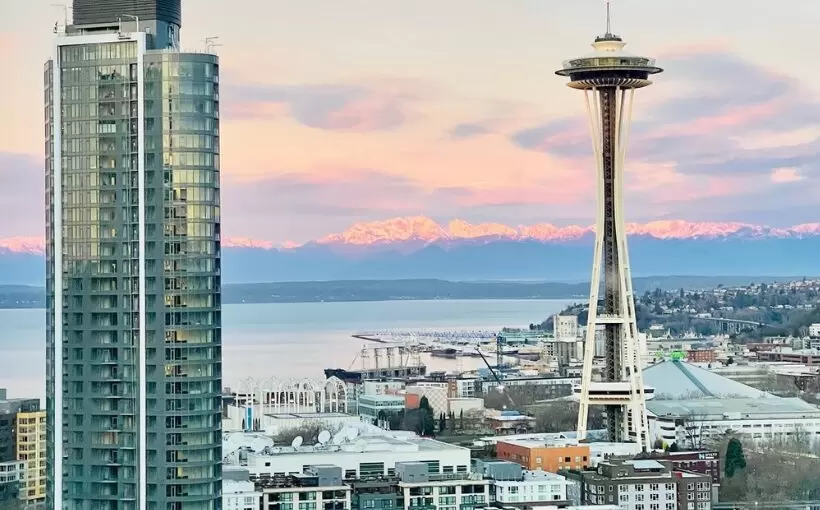 Spire Exterior_Seattle_EV