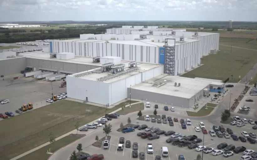 730K-SF Walmart distribution center to open in Lancaster