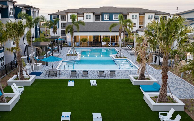 Investor duo obtain $59.6M refi on Davenport FL apartments