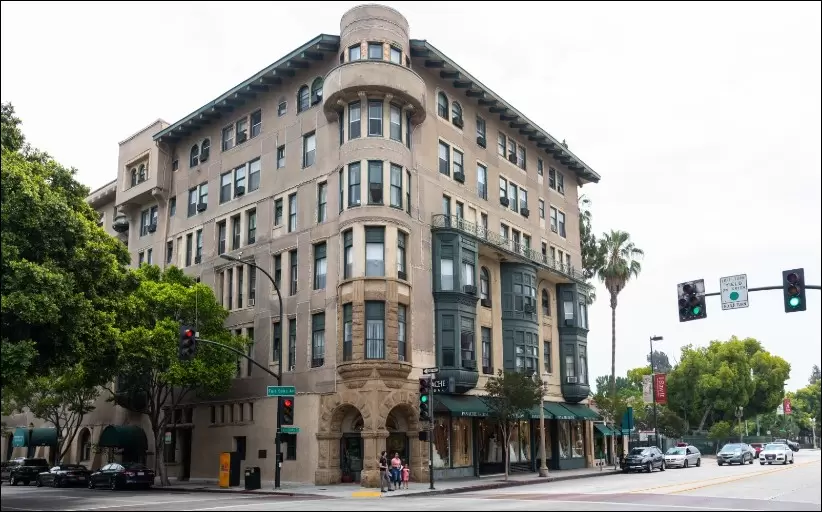 CA Green Hotel Apartments Pasadena