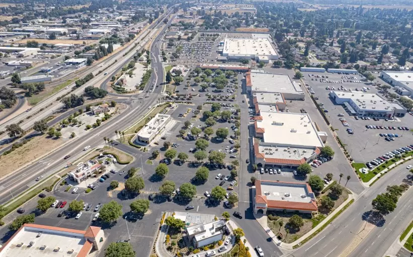 Family-Owned Visalia Retail Center Sells for $18M