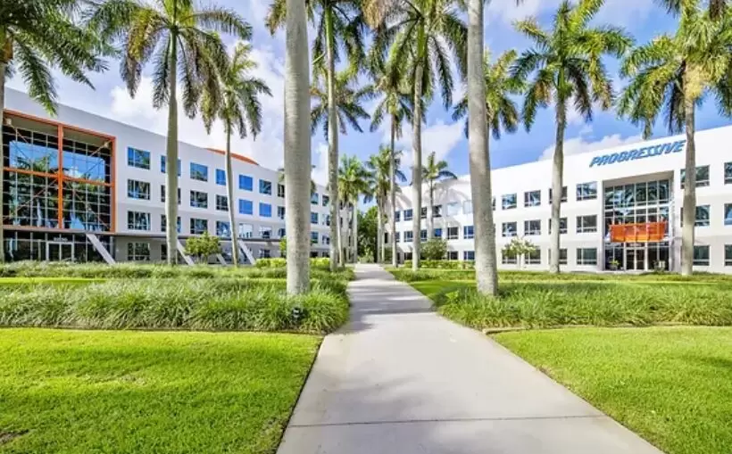 C & W brokers Ft. Lauderdale Office deal