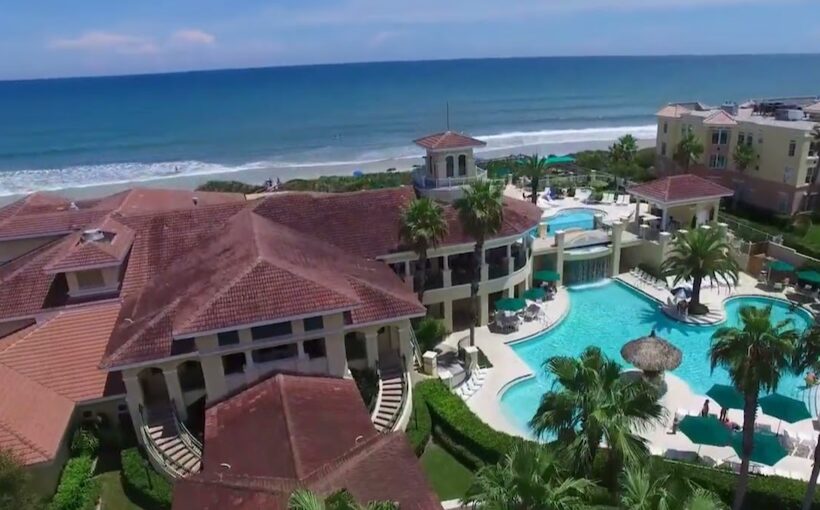 Vedra Beach club on auction block