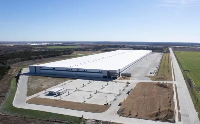 Trina Solar obtains $235M loan from Standard Chartered for Wilmer solar plant