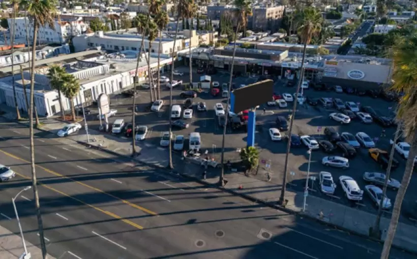 CA 5214-5232 West Sunset Boulevard