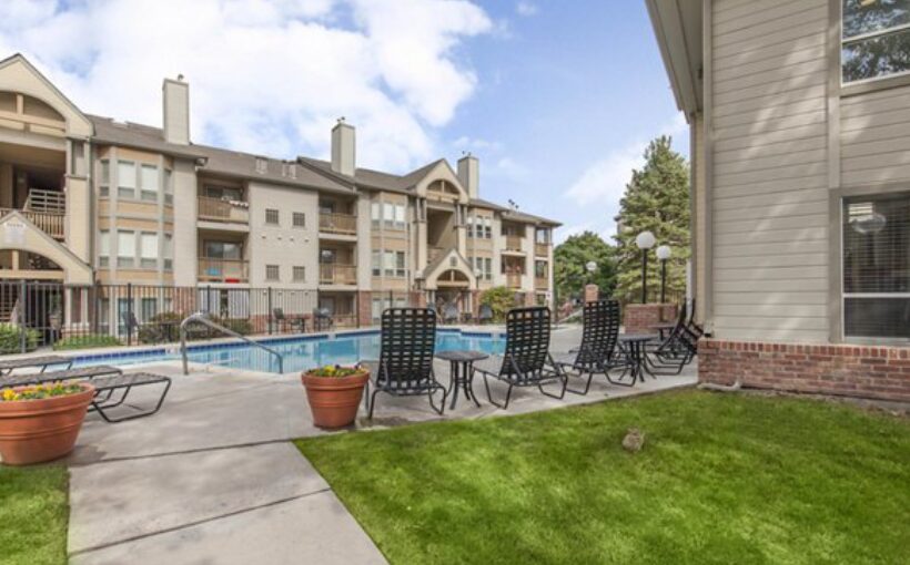 Dartmouth Ridge apartments in Denver picked up by S2