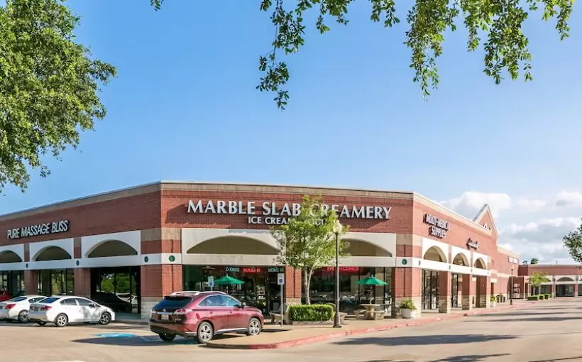 Dhanani raises $31M in debt to buy First Colony Commons in Sugarland