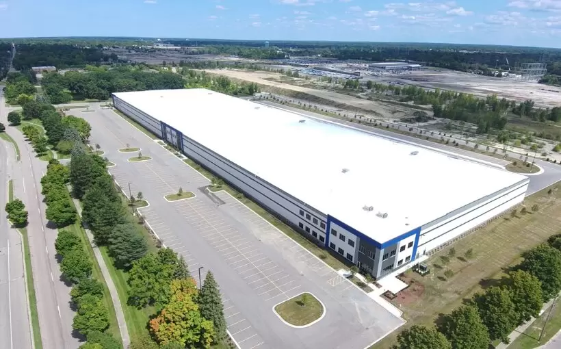 Flint Commerce Ctr (1)