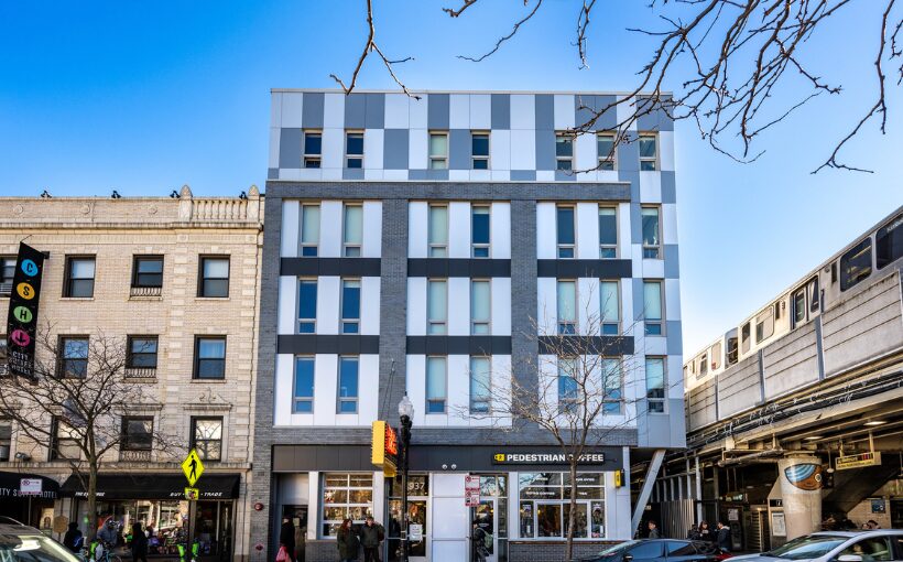 937-41 W Belmont Ave