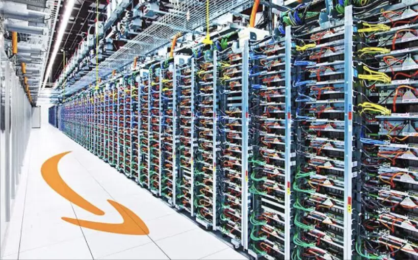 Amazon pays $277 million for Laveen data center land