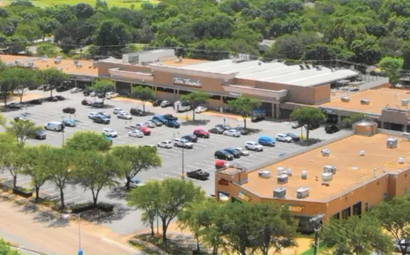 Weitzman acquires Arapaho Village in Richardson
