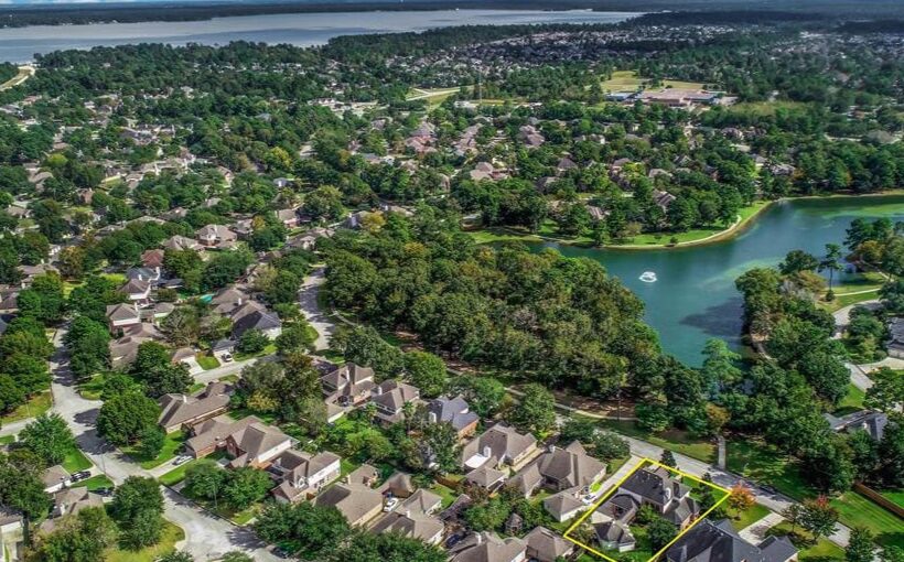 Atascocita site for 330 apartments, retail